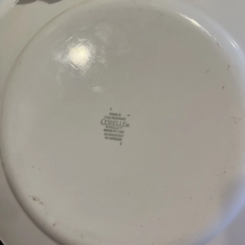 8 Corelle Nouveau Dinner Plates Set 10.5